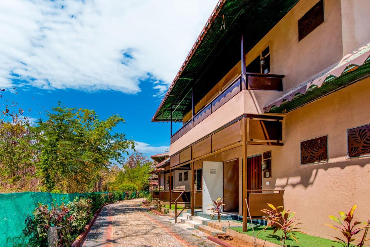 Club Mahindra Netrang Ξενοδοχείο Εξωτερικό φωτογραφία